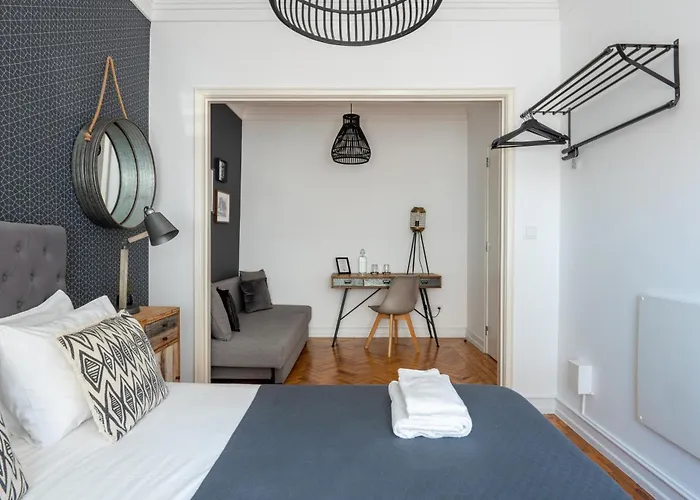 Dumont Lisbon Guesthouse